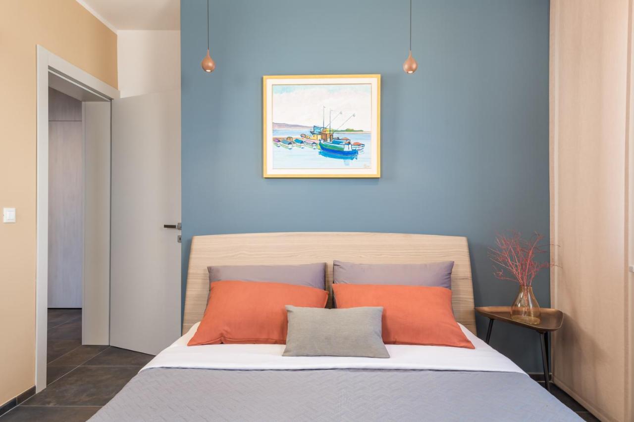 Apartmani Heni Vrbnik Eksteriør bilde